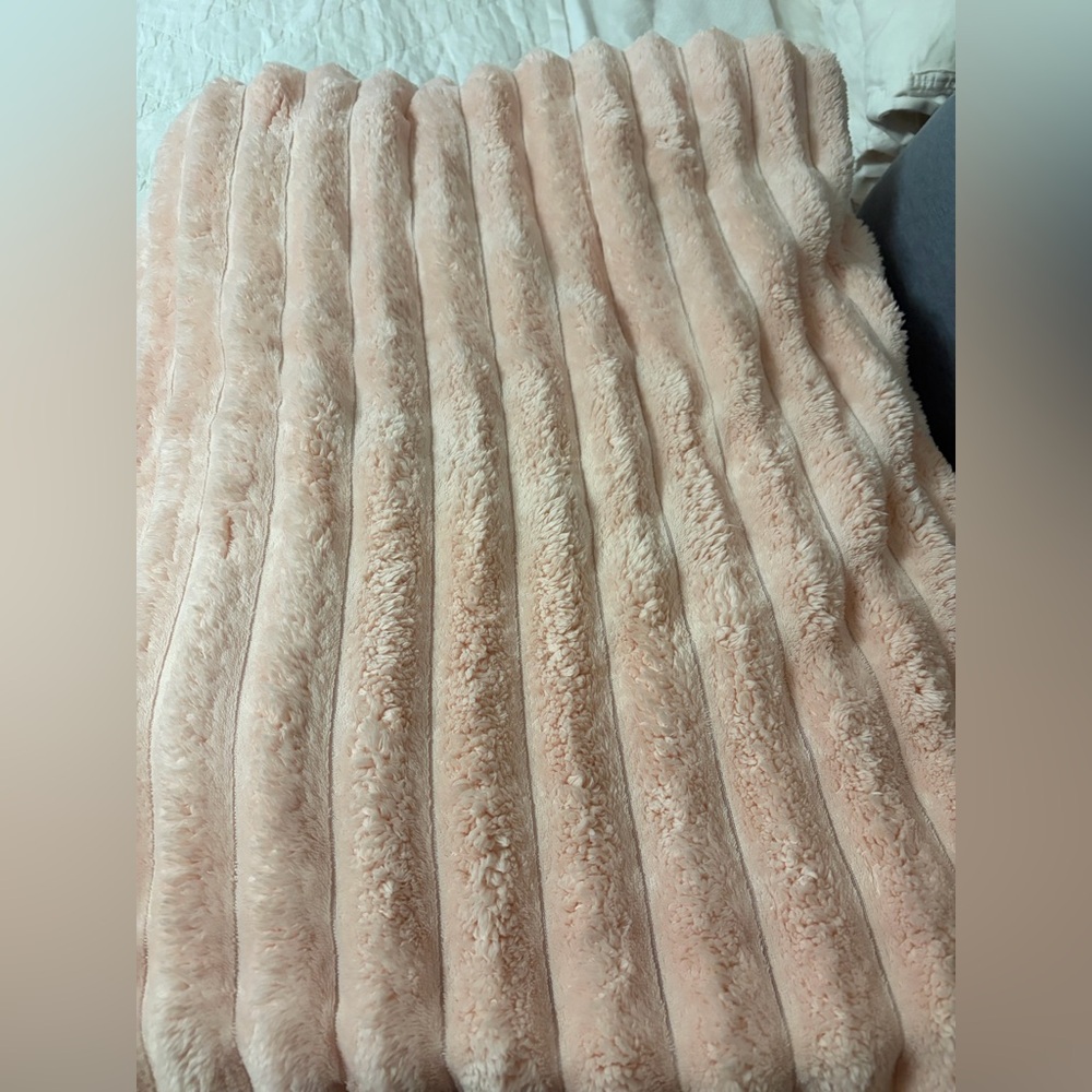 Twin marshmallow Plush Ribbed Blanket - Blush Pink